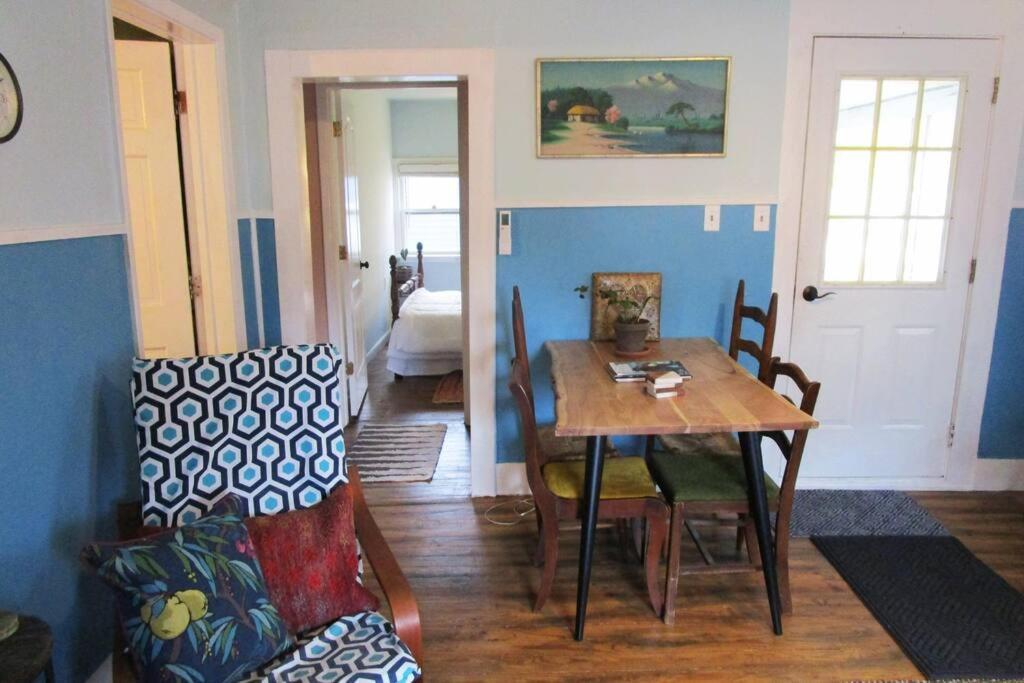 Apartmán Boho-Chic Retreat - Unit 3 Bloomington Exteriér fotografie